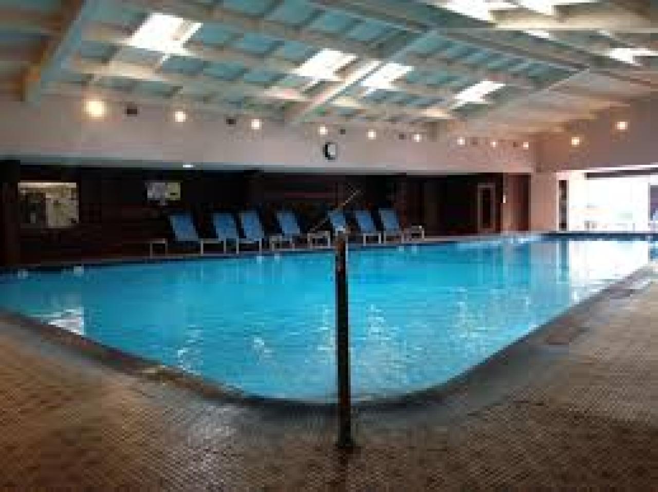 Image Of A Swimming Pool